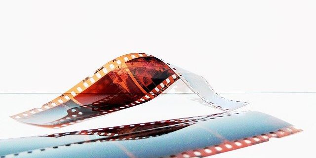 movies-g5db139e74_640